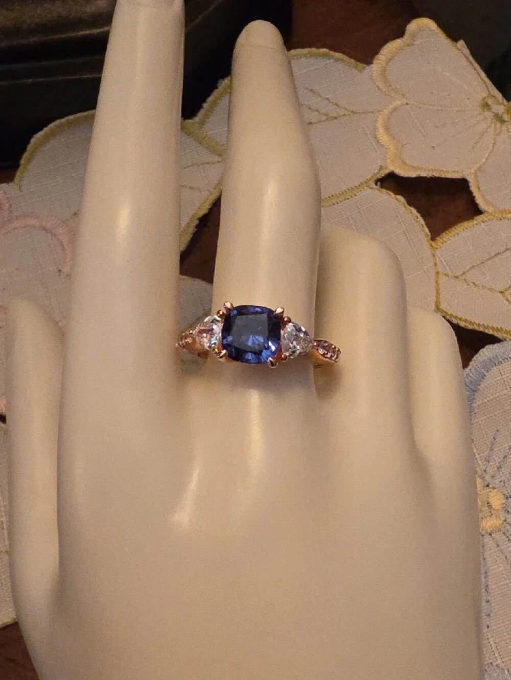 Bella Luce(R) Tanzanite & Diamond Simulants Eterno(TM) Rose Ring